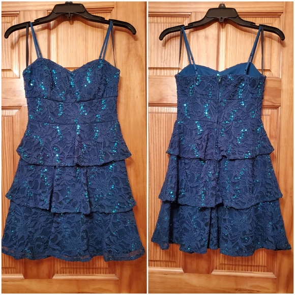 Dresses & Skirts - Homecoming dress